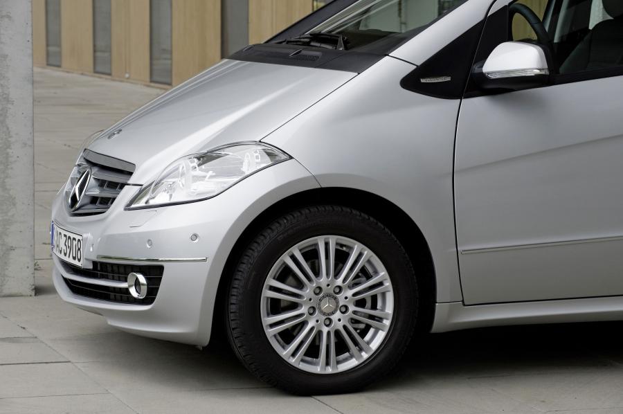  Mercedes-Benz A-Class 5-Door 2009 года  (фото 29 из 114)